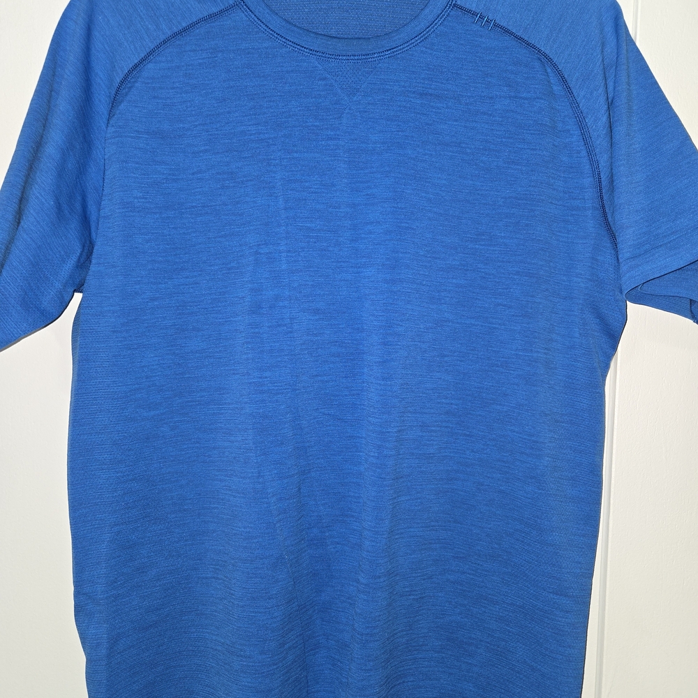 lululemon athletica Vibrant Blue Short Sleeve Tee